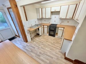 Photo 11- click for photo gallery